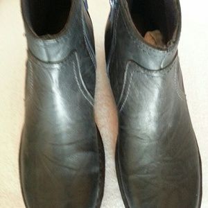 New (no box) Clarks Bendables Ankle Boot